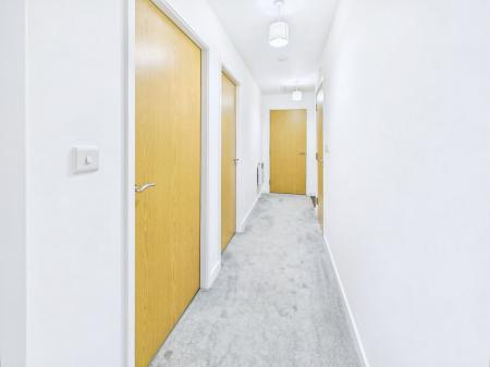 2 bedroom Flat to let in Wigan Road, Ashton-In-Makerfield, WN4