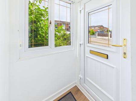 2 bedroom Terraced House for sale in Silverdale Road, Wigan, WN5