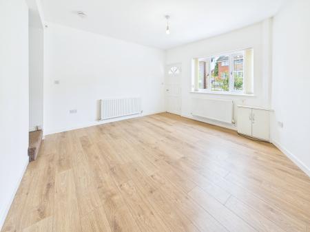 2 bedroom Terraced House for sale in Silverdale Road, Wigan, WN5