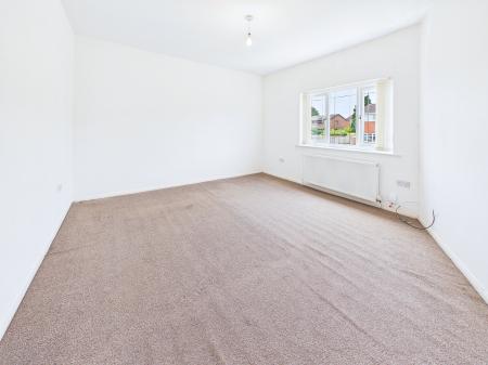 2 bedroom Terraced House for sale in Silverdale Road, Wigan, WN5