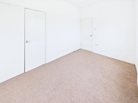 2 bedroom Terraced House for sale in Silverdale Road, Wigan, WN5