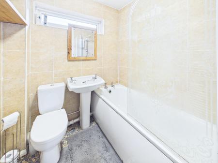 2 bedroom Flat for sale in Sullivan Way, Wigan, WN1