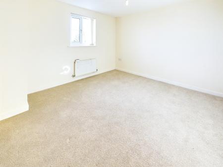 2 bedroom Flat to let in Woodlands Hall, Whelley, Wigan, WN1