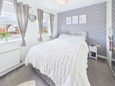 3 bedroom End of terrace house for sale in Crossley Avenue, Wigan, WN3