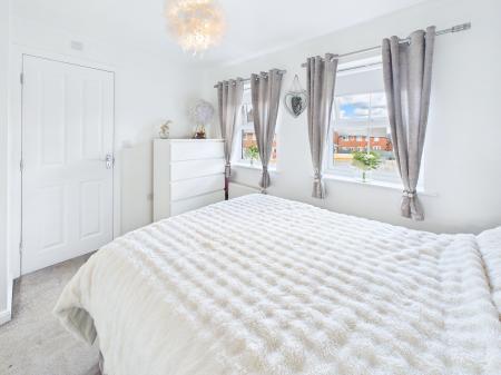 3 bedroom End of terrace house for sale in Crossley Avenue, Wigan, WN3