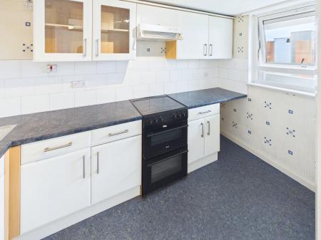 2 bedroom Flat for sale in Crompton House, Scholes, Wigan, WN1