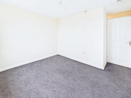 2 bedroom Flat for sale in Crompton House, Scholes, Wigan, WN1