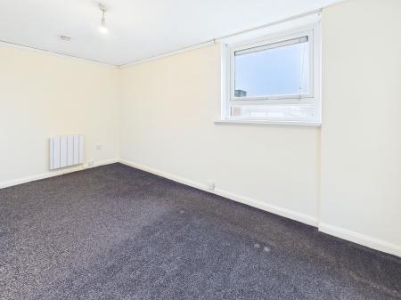 2 bedroom Flat for sale in Crompton House, Scholes, Wigan, WN1
