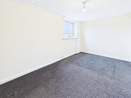 2 bedroom Flat for sale in Crompton House, Scholes, Wigan, WN1