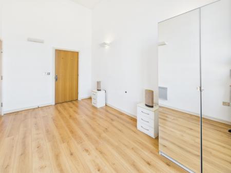 2 bedroom Flat to let in Trencherfield Mill, Heritage Way, Wigan, WN3