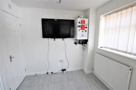 3 bedroom Semi-detached house to let in Elgin Avenue, Ashton-In-Makerfield, WN4