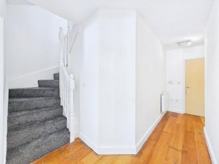 3 bedroom Town house to let in Herons Wharf, Appley Bridge, WN6