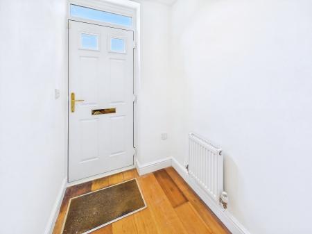 3 bedroom Town house to let in Herons Wharf, Appley Bridge, WN6
