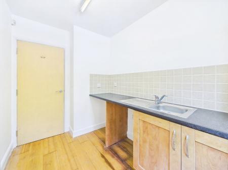 3 bedroom Town house to let in Herons Wharf, Appley Bridge, WN6