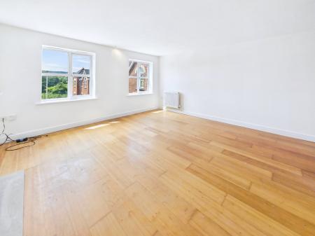 3 bedroom Town house to let in Herons Wharf, Appley Bridge, WN6