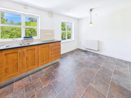 3 bedroom Town house to let in Herons Wharf, Appley Bridge, WN6