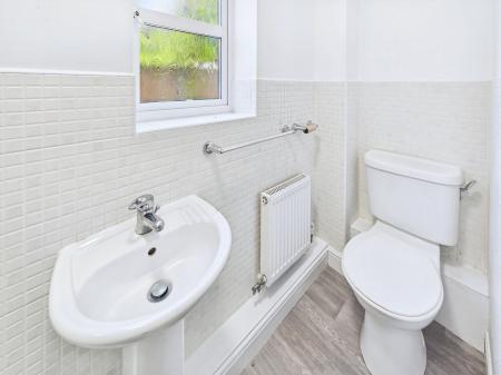 3 bedroom Town house to let in Herons Wharf, Appley Bridge, WN6