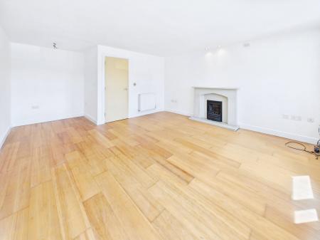 3 bedroom Town house to let in Herons Wharf, Appley Bridge, WN6