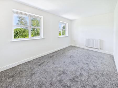 3 bedroom Town house to let in Herons Wharf, Appley Bridge, WN6