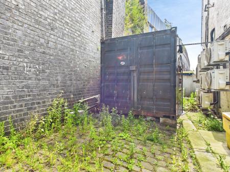 1 bedroom Office to let in Wallgate, Wigan, WN3