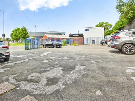 1 bedroom Office to let in Wallgate, Wigan, WN3