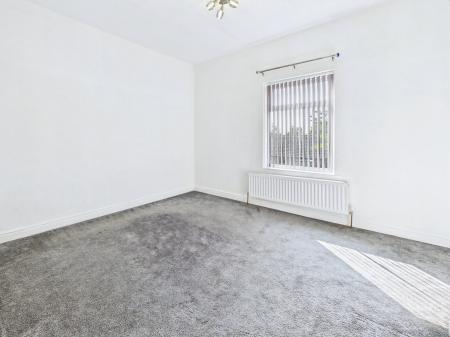 2 bedroom Terraced House to let in Barn Lane, Golbourne, WA3