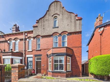 4 bedroom Town house for sale in Hall Lane, Wigan, WN2