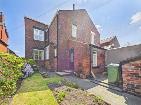 4 bedroom Town house for sale in Hall Lane, Wigan, WN2