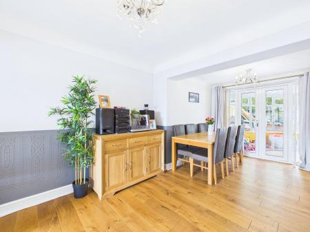 3 bedroom Semi-detached house for sale in Grant Road, Wigan, WN3