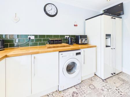 3 bedroom Semi-detached house for sale in Grant Road, Wigan, WN3
