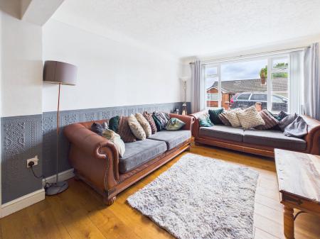 3 bedroom Semi-detached house for sale in Grant Road, Wigan, WN3