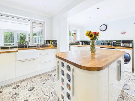 3 bedroom Semi-detached house for sale in Grant Road, Wigan, WN3