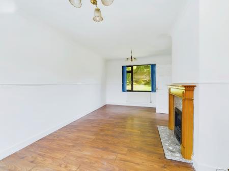 3 bedroom Semi-detached house to let in Redwood Avenue, Wigan, WN6