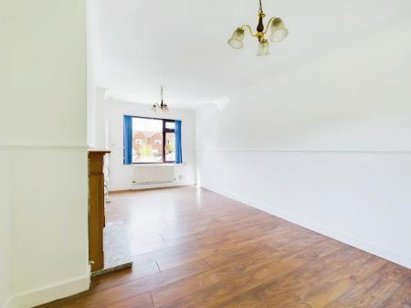 3 bedroom Semi-detached house to let in Redwood Avenue, Wigan, WN6