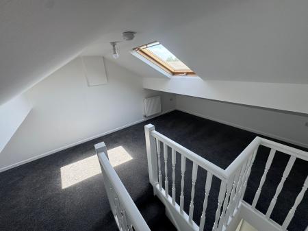 3 bedroom Terraced House to let in Church Street, Westhoughton, BL5