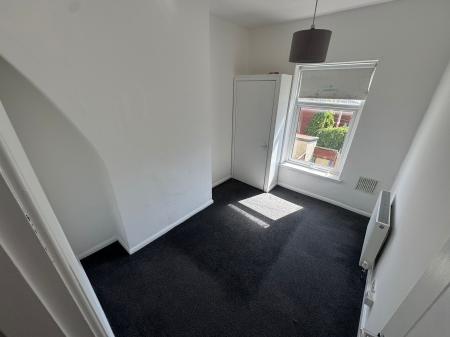 3 bedroom Terraced House to let in Church Street, Westhoughton, BL5