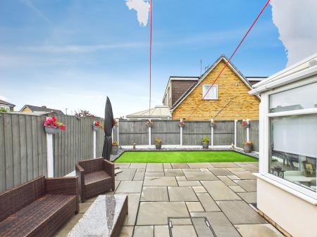 3 bedroom Semi-detached house for sale in Brookside Close, Billinge, WN5