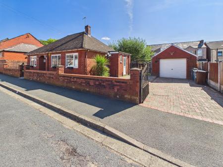 3 bedroom Bungalow for sale in Delegarte Street, Ince, WN3