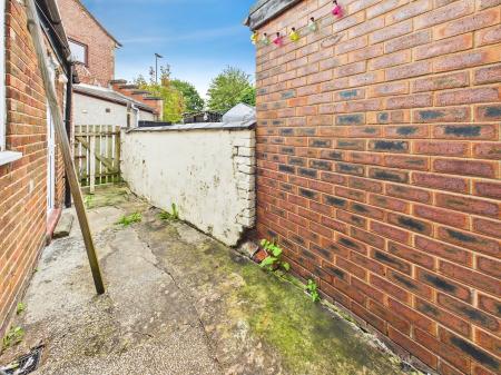 2 bedroom Terraced House for sale in Broomfield Terrace, Forge Street, Wigan, WN1