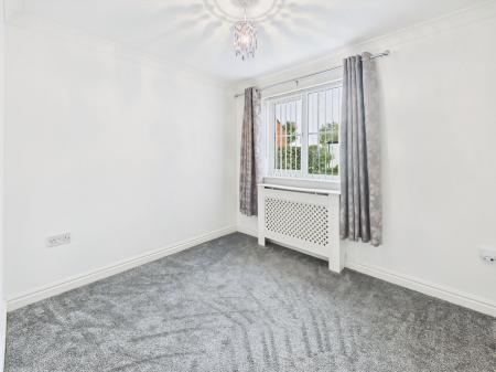 2 bedroom Flat to let in Greenall Street, Ashton-In-Makerfield, WN4