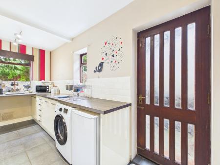 2 bedroom Terraced House for sale in Whelley, Wigan, WN2