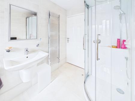6 bedroom Detached house for sale in Glenside, Appley Bridge, WN6