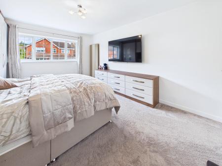 6 bedroom Detached house for sale in Glenside, Appley Bridge, WN6