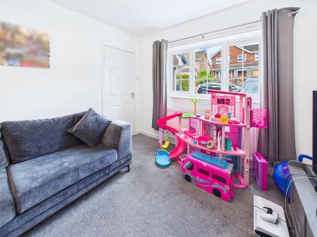 6 bedroom Detached house for sale in Glenside, Appley Bridge, WN6