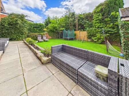 6 bedroom Detached house for sale in Glenside, Appley Bridge, WN6