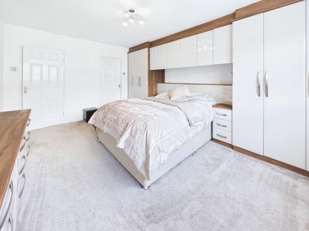 6 bedroom Detached house for sale in Glenside, Appley Bridge, WN6