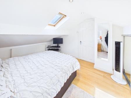 6 bedroom Detached house for sale in Glenside, Appley Bridge, WN6