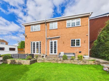 6 bedroom Detached house for sale in Glenside, Appley Bridge, WN6