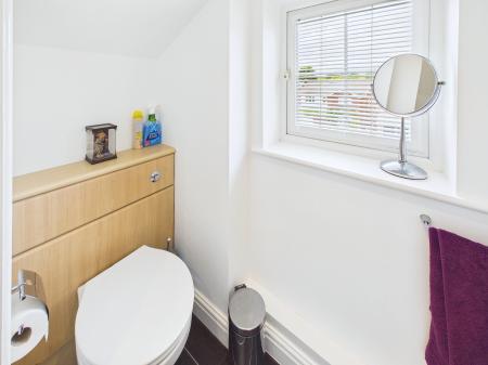 6 bedroom Detached house for sale in Glenside, Appley Bridge, WN6
