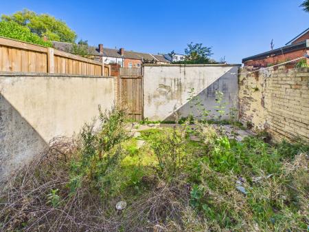 2 bedroom Terraced House for sale in Bickershaw Lane, Wigan, WN2